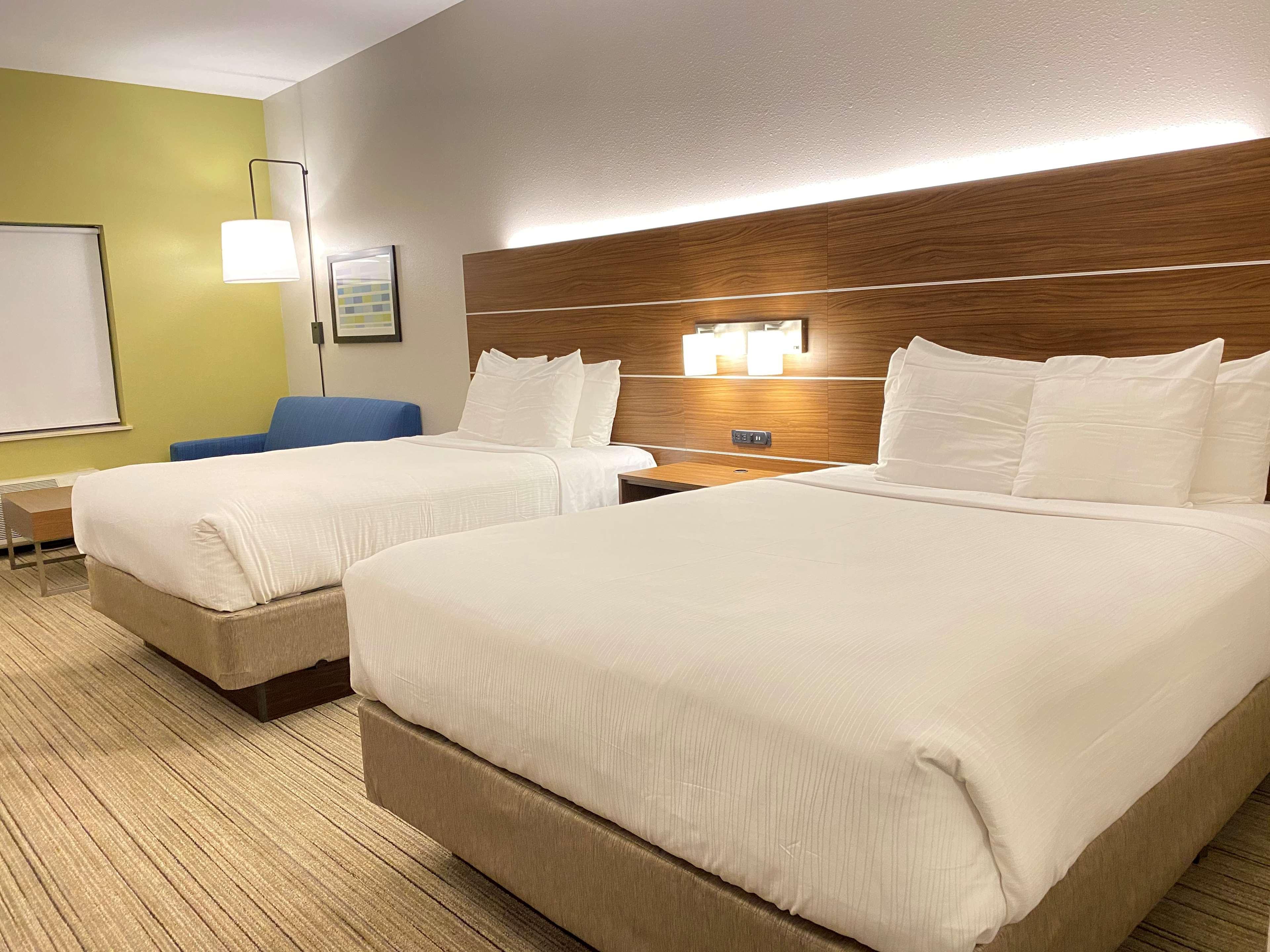 Holiday Inn Express & Suites - Williamstown - Glassboro By Ihg Экстерьер фото
